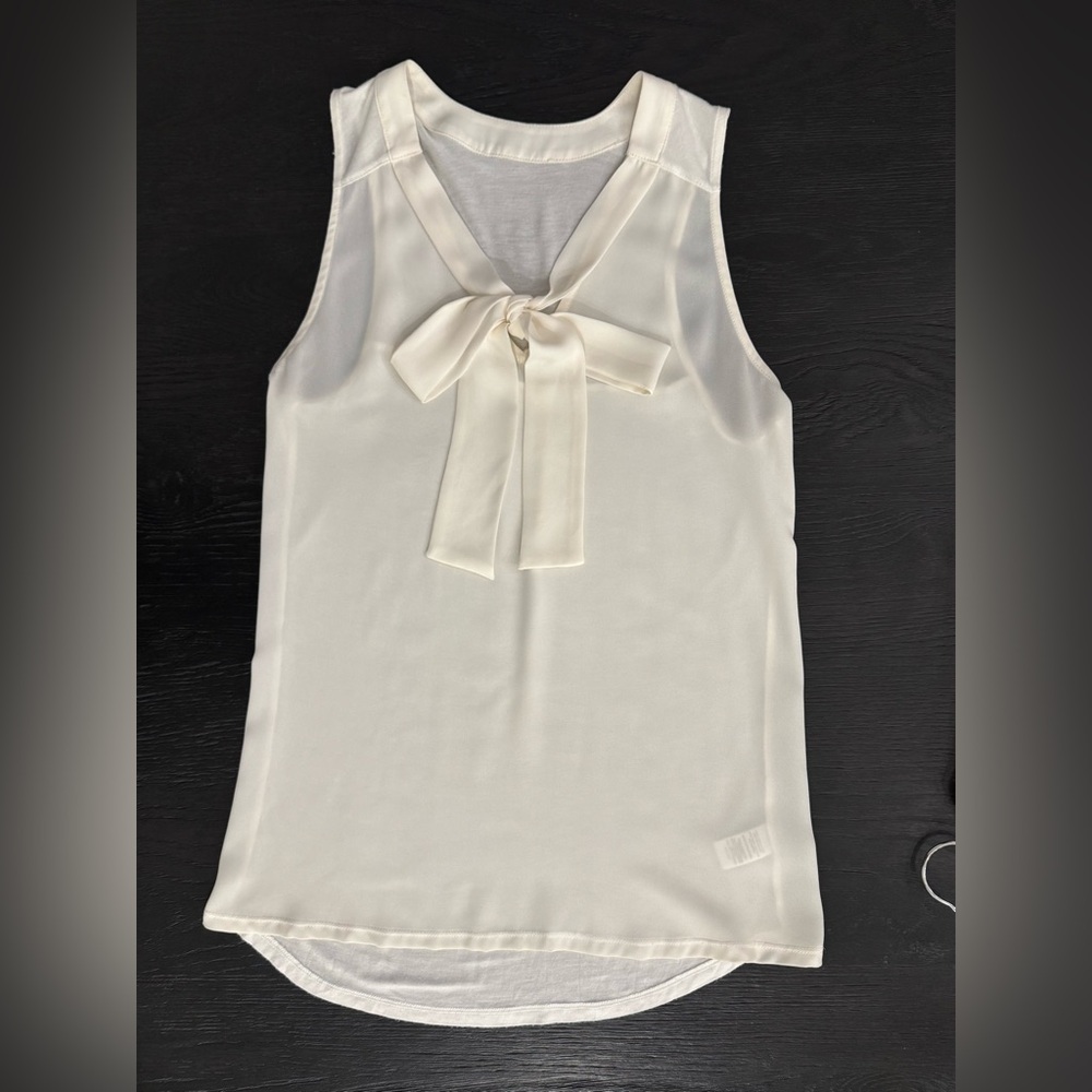 Express V-Neck Sleeveless Blouse with Bow (Ivory/Size Small)